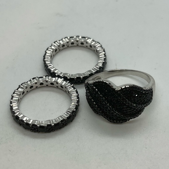 Set of 3 sterling silver black pave CZ rings sizes 7 & 9 - Picture 15 of 16